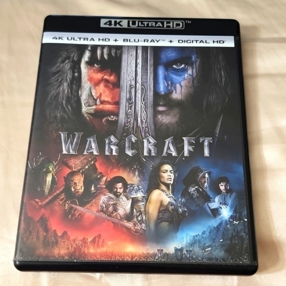 Warcraft 4K Ultra HD‎ Disc and Blu-ray